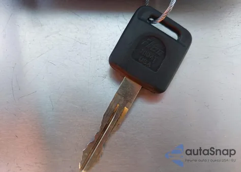 2009 Nissan Sentra 2.0Sr from USA, damaged, VIN 3N1AB61E99L695898